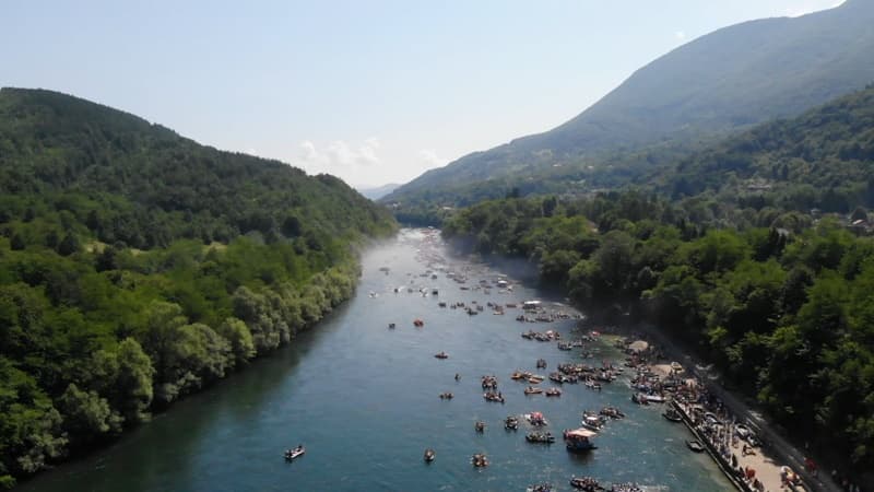 image-gallery-item