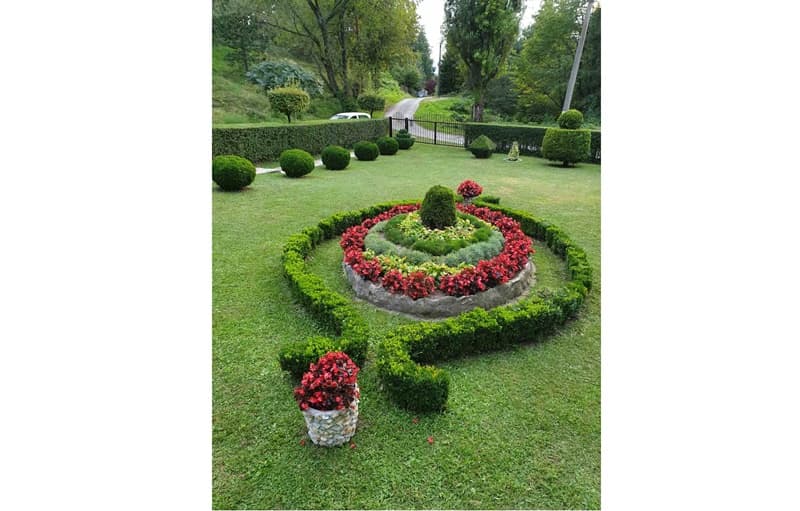 image-gallery-item