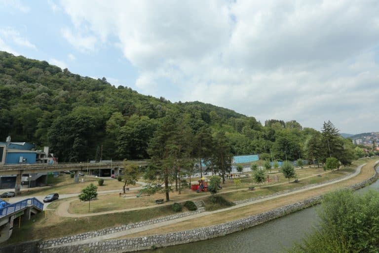 image-gallery-item