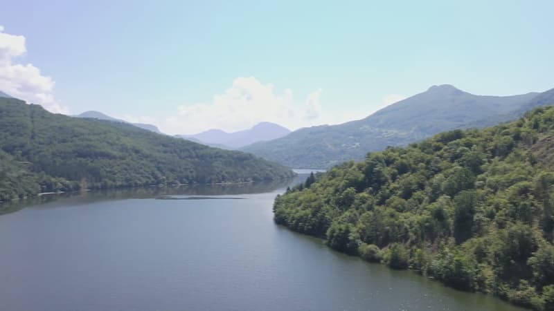 image-gallery-item