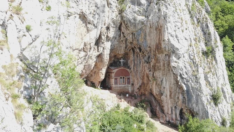 image-gallery-item