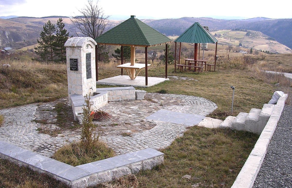 image-gallery-item