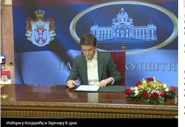 Ana Brnabić potpisala akt o izborima, foto: printskrin