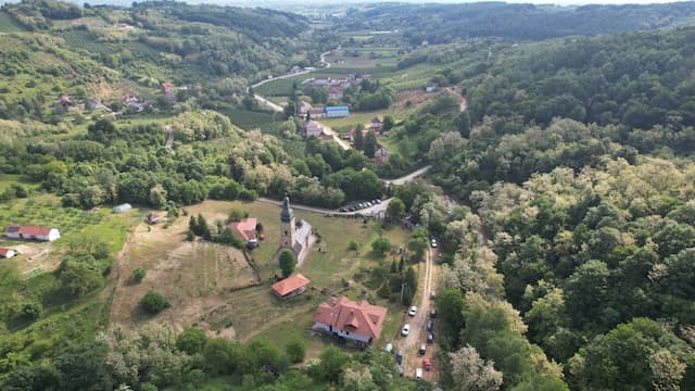 Manastir Ježevica proslavio Mladog Nikolu: Svetinja skoro sedam vekova okuplja vernike, foto: 4N Studio