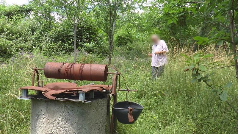 image-gallery-item