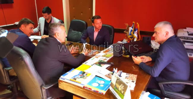 image-gallery-item