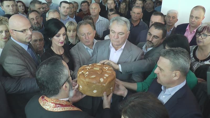 image-gallery-item