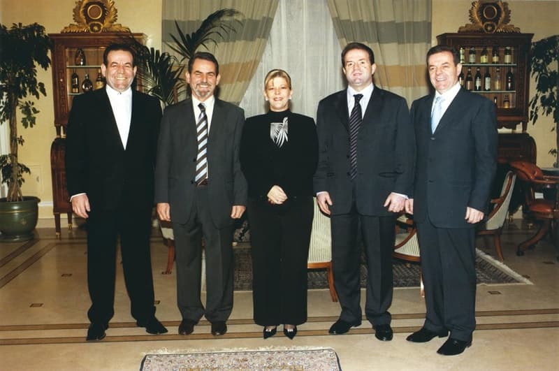 image-gallery-item