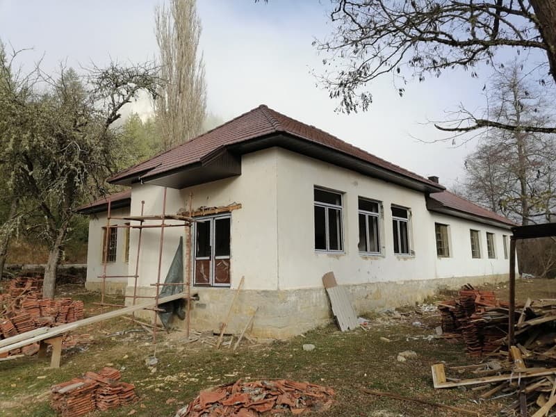 image-gallery-item