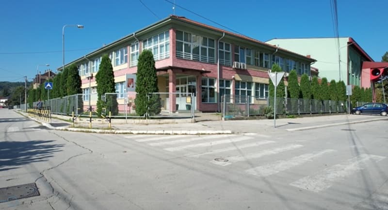 image-gallery-item