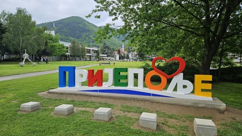 image-gallery-item