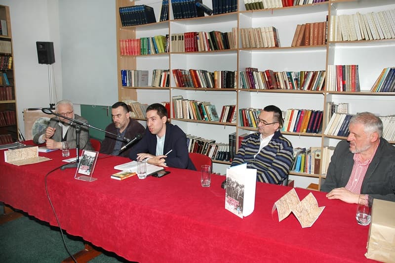 image-gallery-item