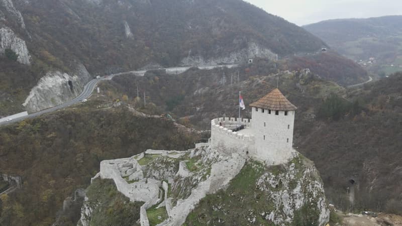 image-gallery-item