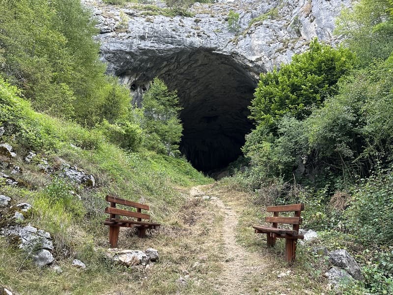 image-gallery-item