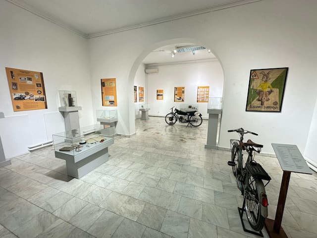 Izložba „Život u snazi motora - Mihailo Mika Borisavljević”, foto: 4N Studio